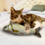 Игрушка для котика с мятой карп для кота мягкая рыбка карп для кошки 19 см.